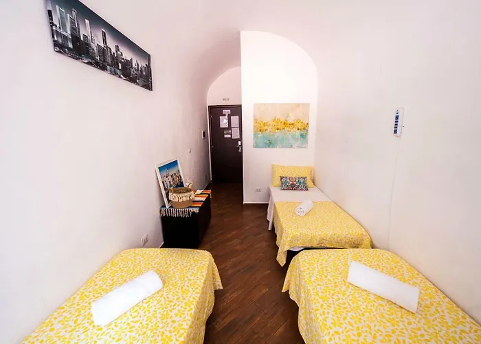 Pensión Romangelo Termini 3*